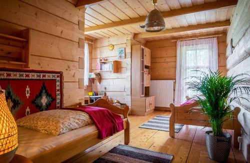 Mszana Dolna Apartment | Apartment ∙ 4 bedrooms ∙ 8 guests