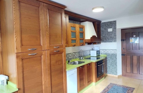 Serantes Apartment | Apartment 4: Family duplex with view