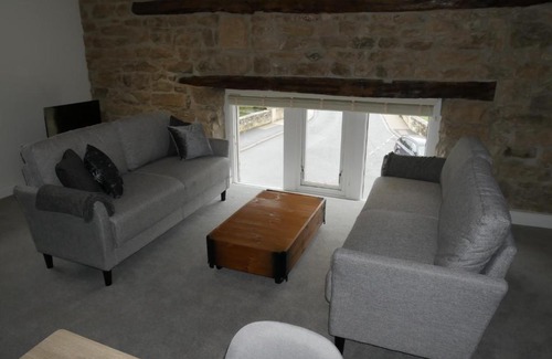 Rothbury Apartment | Apartment 4 Tomlinsons Apartments