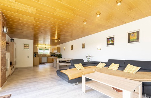 Finnentrop Apartment | Apartment '65 Qm Ferienwohnung Im Sauerland' with Private Terrace and Wi-Fi