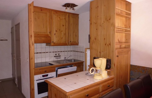 Val Claret Apartment | Apartment 8 people next to the ski slopes