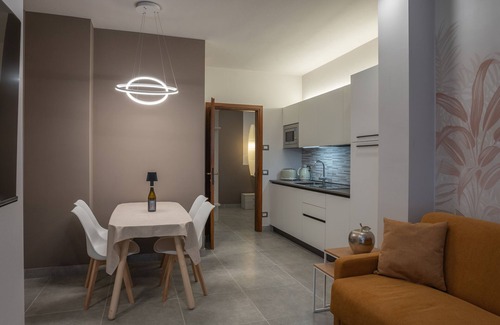 Valeggio sul Mincio Apartment | Apartment 'Appartamento Mael' with Shared Garden, Wi-Fi and Air Conditioning