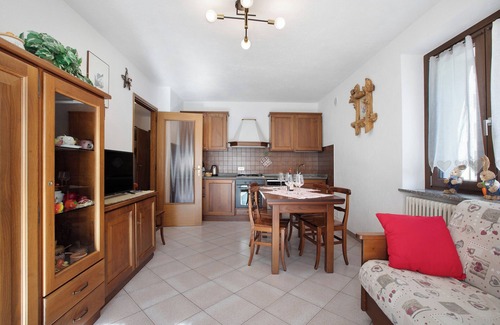 Saint-Pierre Apartment | Apartment 'A5' with Mountain View, Private Terrace and Wi-Fi