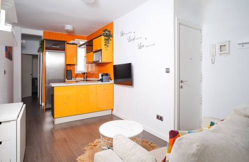 Rochelambert Apartment | Apartment 'Acogedor Piso Con Balcón' with Balcony, Wi-Fi and Air Conditioning