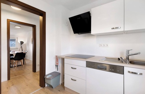 Balingen Apartment | Apartment 'Airbnbali' with Shared Garden and Wi-Fi