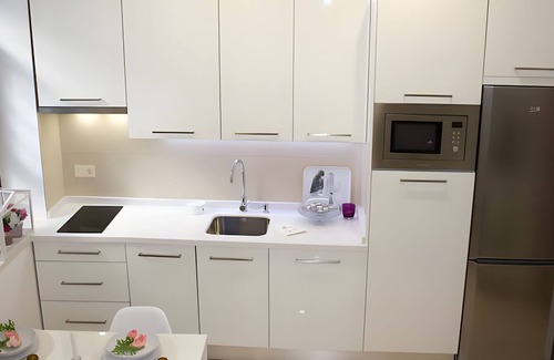 San Gil Apartment | Apartment 'Alameda Cool' with Wi-Fi and Air Conditioning
