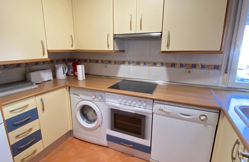 La Latina Apartment | Apartment Aluche for 4 people with free parking