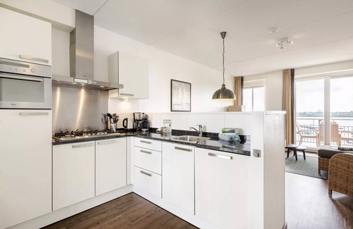 Zeewolde Apartment | Apartment am Wasser für 4 Personen
