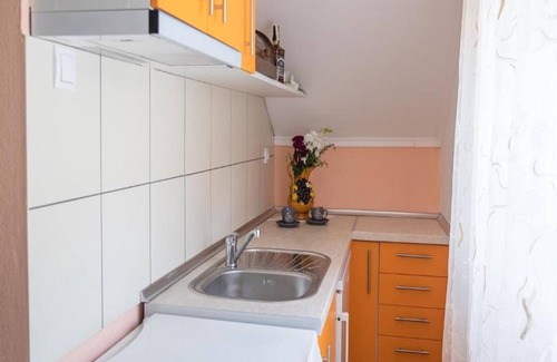 Trebinje Apartment | Apartment Ana-Marija - Two Bedroom Apartment with Balcony