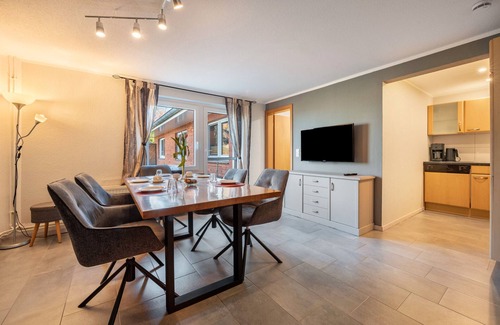Osterbruch Apartment | Apartment "Ankerplatz" with Private Garden