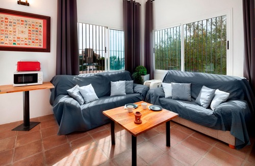 El Candado Apartment | Apartment 'Apartamento Vistas Golf Y Bahía' with Sea View, Wi-Fi and Air Conditioning