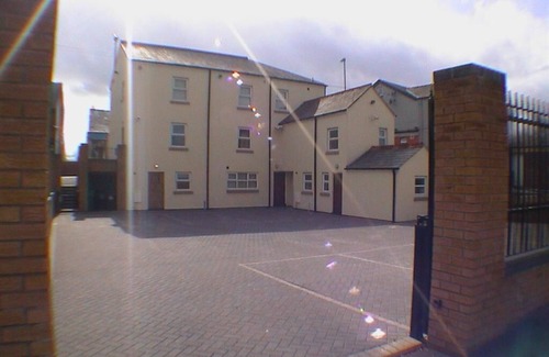 Crewe Apartment | Apartment at Earle House Serviced Apartments