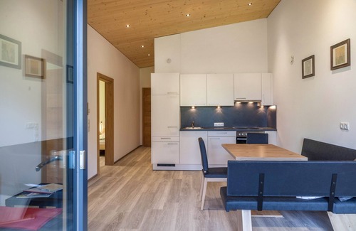 Obernberg am Brenner Apartment | Apartment 'Rehwiese' with Mountain View, Balcony and Wi-Fi