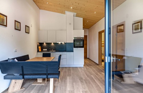 Obernberg am Brenner Apartment | Apartment 'Gamsberg' with Mountain View, Balcony and Wi-Fi