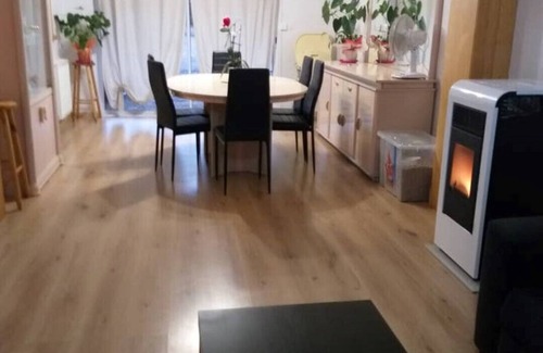 Dortan House | Apartment at the gates of the Jura