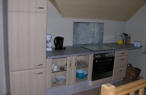 Radebeul Apartment | Apartment 'Auenweg' with Shared Pool, Shared Garden and Wi-Fi