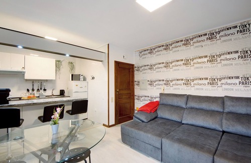 Mozelos Apartment | Apartment "Barrinha Beach" with Sea View, Shared Terrace & Wi-Fi