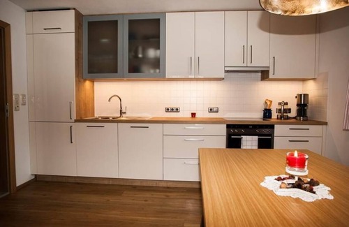 Rain Apartment | Apartment Bauer