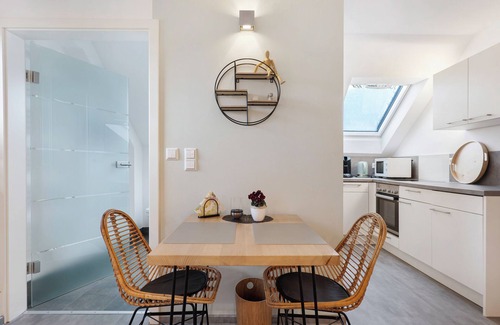Oetisheim Apartment | Apartment 'Bienenweide' with Shared Garden and Wi-Fi