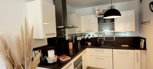 Boulouris-sur-Mer House | Apartment Blue Riviera - am Strand mit Meerblick und Pool by Riviera HomeLife