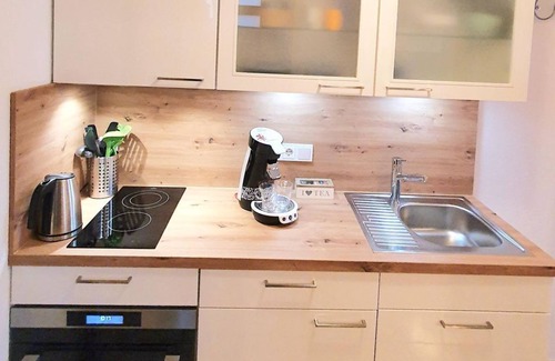 Woerrstadt Apartment | Apartment Breivogel - apartment/apartment, shower and bath, toilet, 1 bedroom