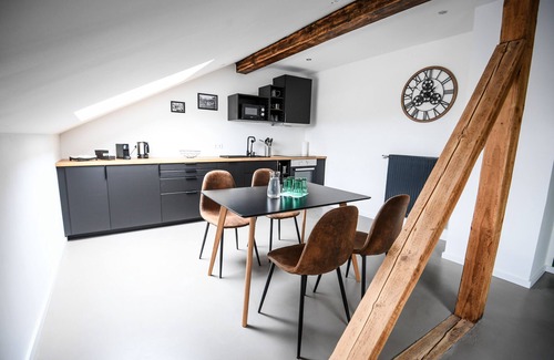 Reimerath Apartment | Apartment-Business-Private Bathroom-5-Döttinger Höhe