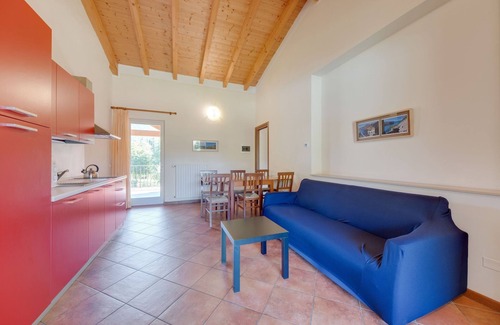 Crone Apartment | Apartment by Lake Idro with Mountain Views
