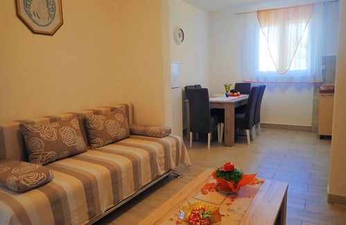 Baric Draga Apartment | Apartment by Velebit Canal near Paklenica
