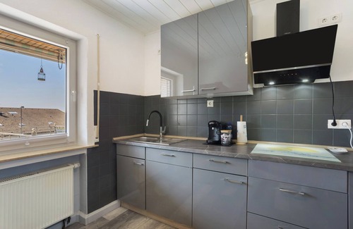 Meinerzhagen Apartment | Apartment 'Cakir' with Private Terrace and Wi-Fi