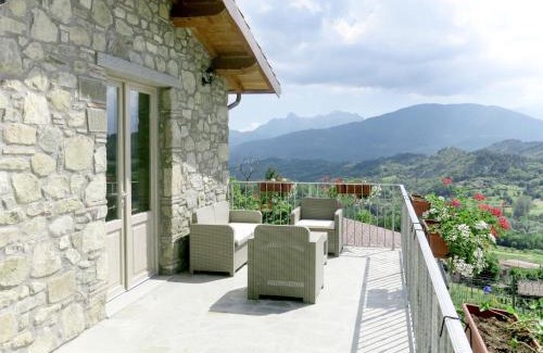 Villa Collemandina Apartment | Apartment Capanna - CNG175 by Interhome