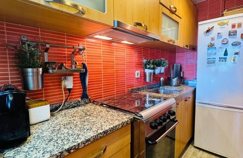 Torreira Apartment | Apartment 'Casa Azul' with Private Terrace, Private Garden and Wi-Fi