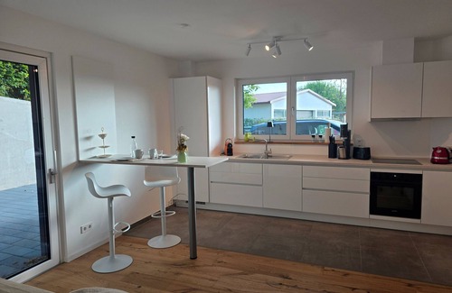 Birkweiler Apartment | Apartment 'Casa Hase' with Wi-Fi
