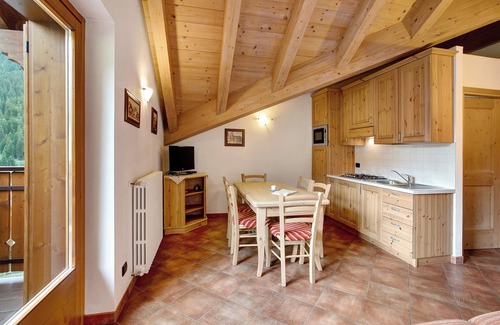 Santa Caterina Valfurva Apartment | Apartment 'Casa Michela Trilocale Mansardato' with Mountain View, Shared Terrace and Wi-Fi