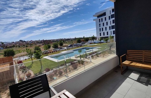 Montequinto Apartment | Apartment close to the Metro