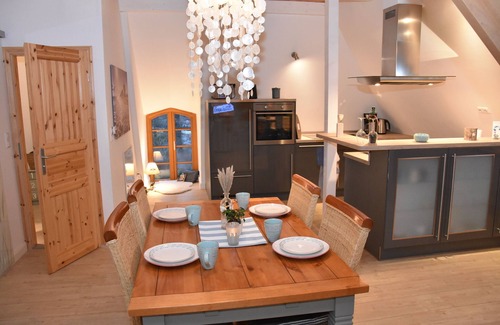 Oldenburg in Holstein Condo | Apartment meadow view