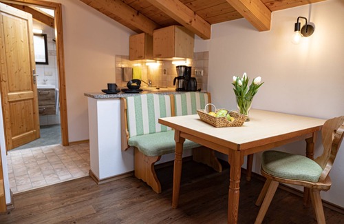 Schoenau am Koenigssee Apartment | Apartment 3, 2 people, balcony, 34 sqm, living room and bedroom combined