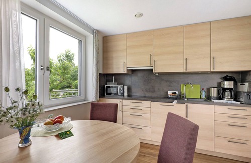 Gundelbach Apartment | Apartment 'Riesling' with Shared Garden, Balcony and Wi-Fi