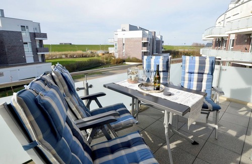 Wurster Nordseekuste Apartment | Apartment de Hasel with dike view, beach chair, 4 star rating (DTV)