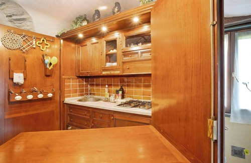 Apricale Apartment | Apartment "Dei Gufi" with Mountain View & Shared Terrace