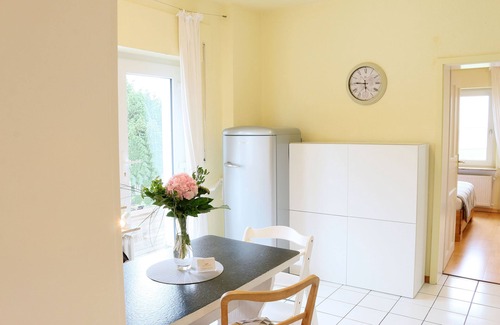 Breite Apartment | Apartment Domblick-Herkenrath 1. Upper floor with balcony