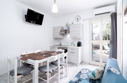 Onifai Apartment | Apartment 'Domo De Ro' with Mountain View and Wi-Fi