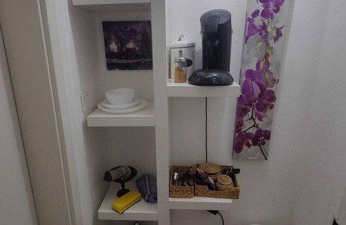 Oberursel Apartment | Apartment 'Doppelzimmer' with Shared Terrace and Wi-Fi