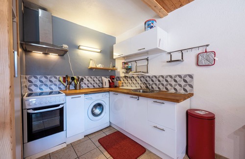 Aillon-le-Jerune Apartment | Apartment 'Edelweiss' with Mountain View, Balcony and Wi-Fi