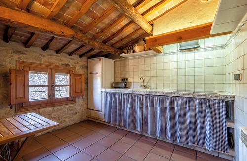 Conesa Apartment | Apartment 'El Clos 3' with Mountain View, Private Terrace and Wi-Fi