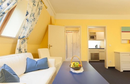 Colditz Apartment | Apartment-Ensuite with Shower-Schloss Lichtenwalde