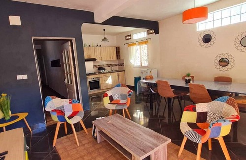 Mahajanga Apartment | Apartment F4 MIAMI swimming pool terrace corner barbecue. Peace and security