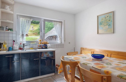 Eschbach Apartment | Apartment 'Faller' with Mountain View, Private Garden and Wi-Fi