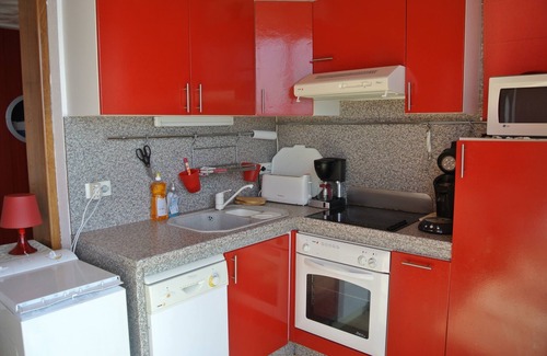 Almadraba-Canyelles Apartment | Apartment feet in water