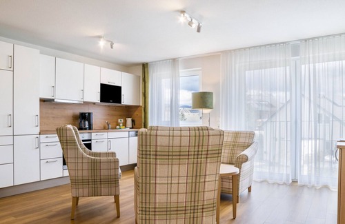 Kirchzarten Apartment | Apartment 'Ferienwohnung Schauinsland' with Balcony and Wi-Fi