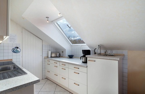 Obersasbach Apartment | Apartment 'Ferienwohnung Atelier' with Shared Garden, Balcony and Wi-Fi